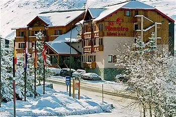 Le Menuire Chalet-hotel & Hotel 4*