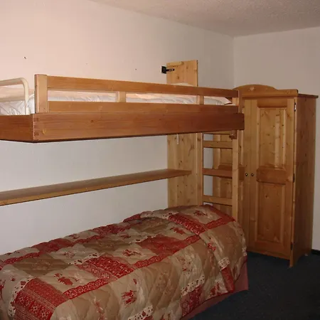 Le Menuire Chalet-hotel & Hotel 4*