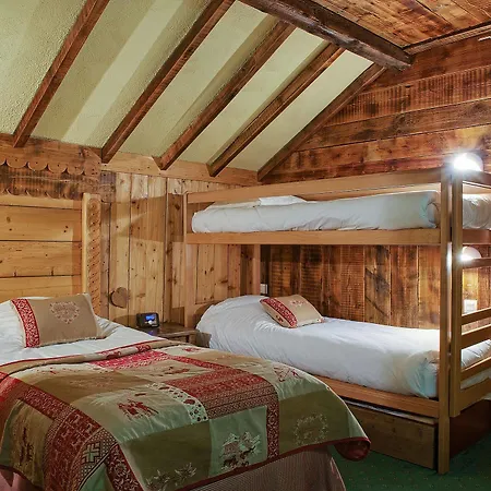 Le Menuire Chalet-hotel & Hotel 4*