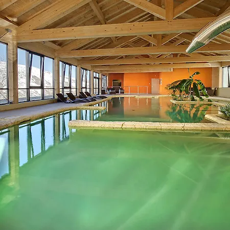 Hotel Le Menuire Chalet-hotel & Saint-Martin-de-Belleville